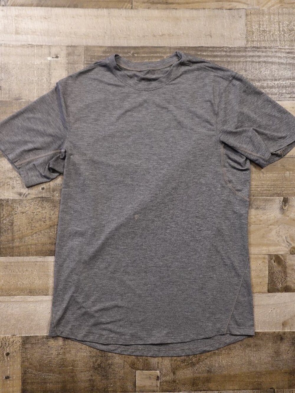 Lululemon Athletic Tech Shirt Men’s Small Gray Heather Training Tee